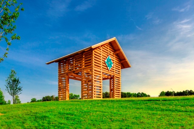 Tobacco Barn Daylight.jpg