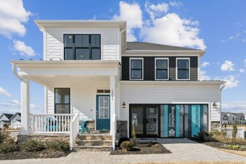 Exterior of Sterling model home by Brookfield Residential